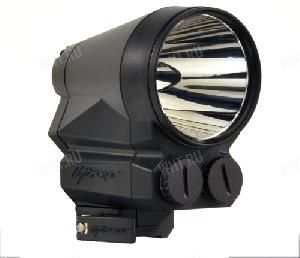 Светодиодный прожектор LightForce Predator 9-X для крепления на оружие картинка анонса на сайте WHT.ru