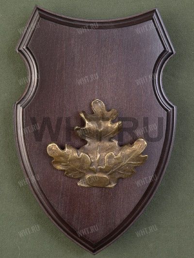 Фрезерованный медальон с состаренным металл. держателем для клыков, цвет темно-коричневый, мод. 305