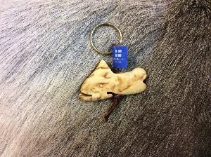 Брелок деревянный "Снегоход", Wood Jewel картинка анонса на сайте WHT.ru