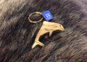 Брелок деревянный "Дельфин", Wood Jewel картинка анонса на сайте WHT.ru