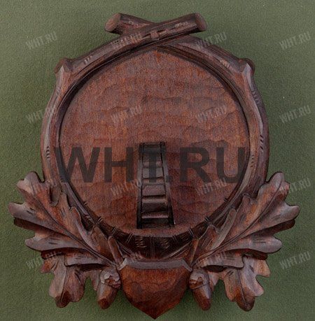 Медальон под клыки кабана с деревянным держателем для клыков, цвет темно-коричневый, модель 114